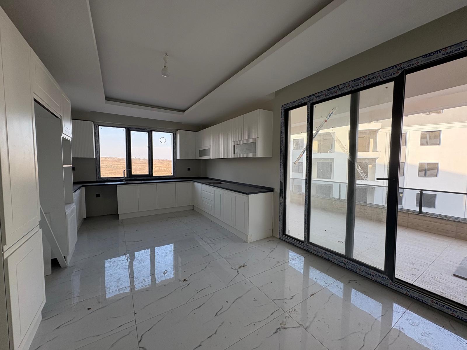 YENİŞEHİR DÖNÜMLÜ MAHALLESİ 450 EVLERDE SATILIK 3.5+1 DAİRE