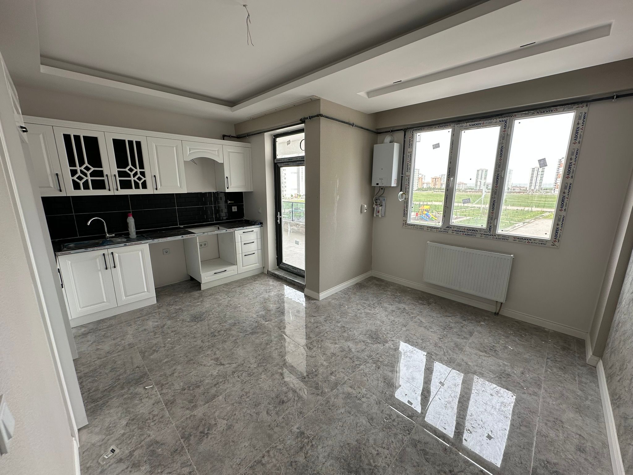 YENİŞEHİR ÜÇ KUYULARDA SATILIK 3.5+1 FIRSAT DAİRE  