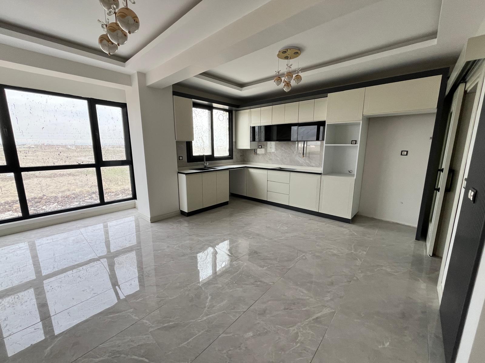 ÜÇKUYULARDA SATILIK AYTEK ROSE 2+1 YATIRIMLIK DAİRE