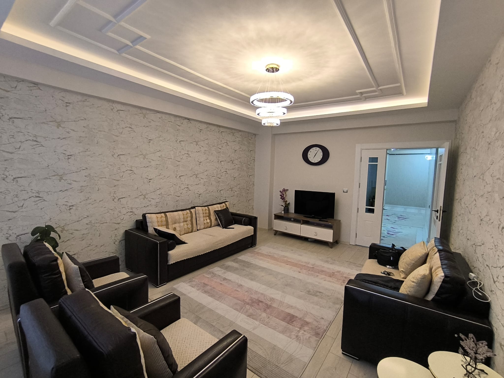ÜÇKUYULAR POLİS ARAMA NOKTASI YANINDA YENİ YAPI LÜX 3.5+1 SATILIK DAİRE