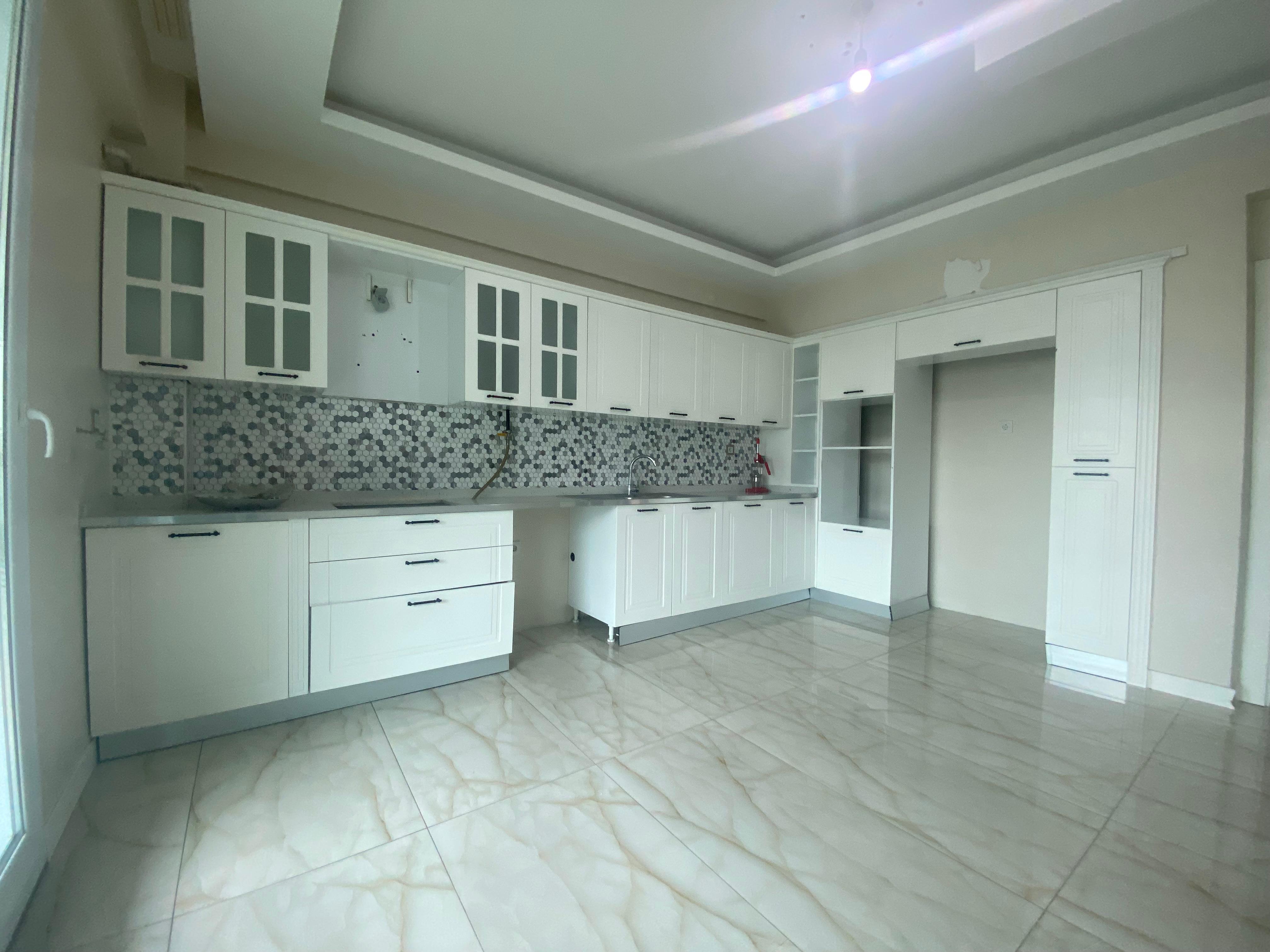 KAYAPINAR STADYUM 50 METRE YOL ÜSTÜNDE 4+1 LÜKS DAİRE