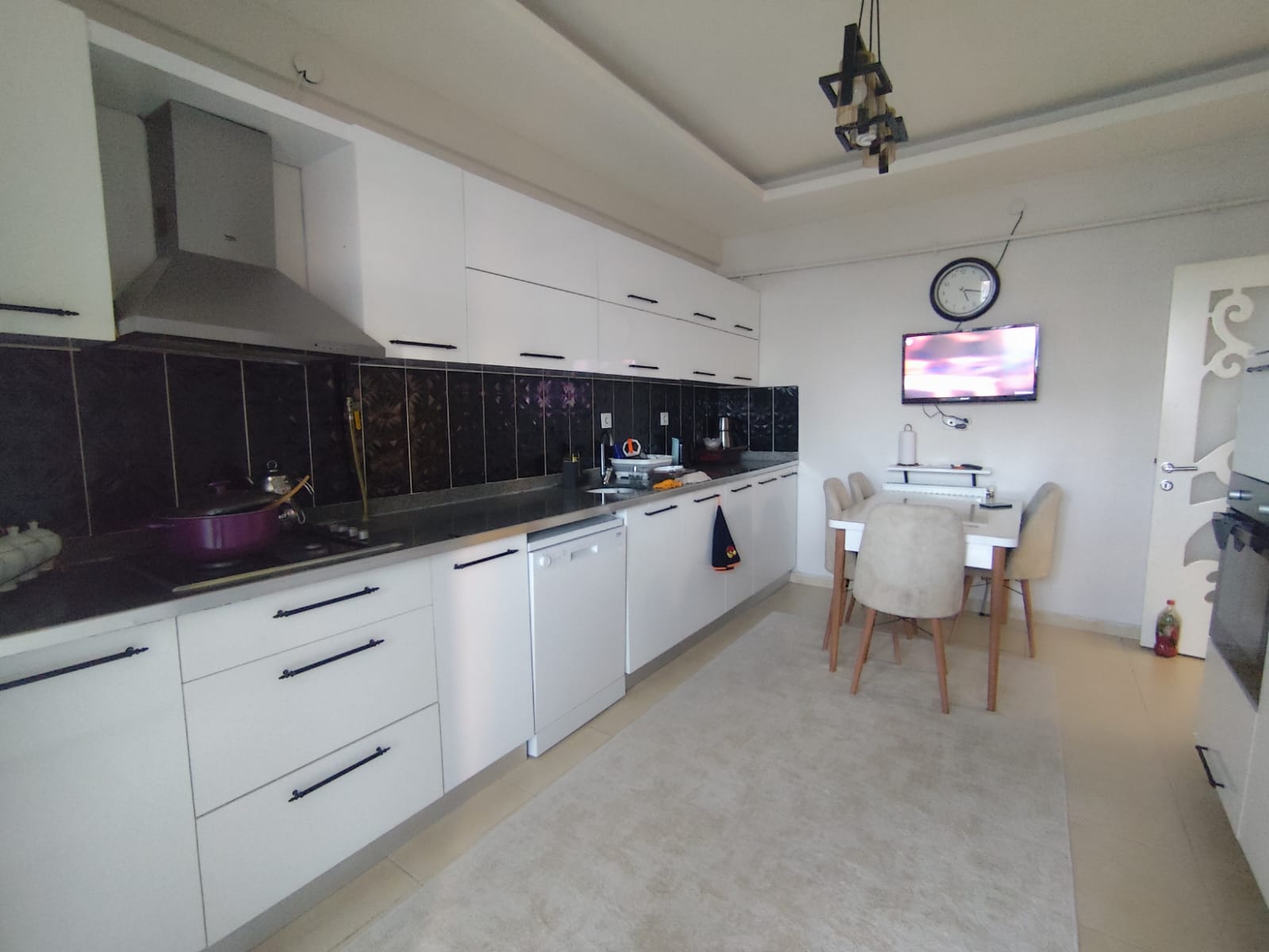 BAĞCILAR BÖLGESİ NEVROZ PARK SAHNE ARKASI 3+1 SATILIK LÜKS DAİRE